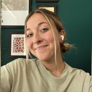 Meet your Posher, Megan